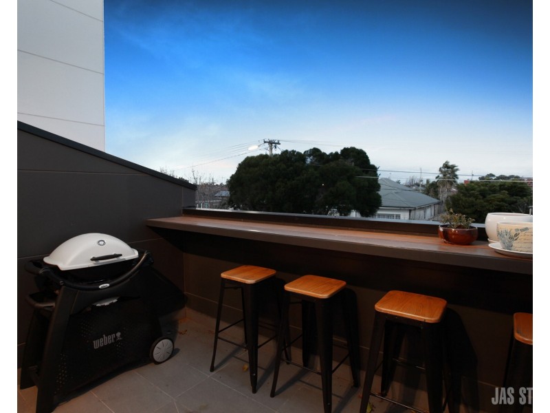 2B Ballard Street, Yarraville VIC 3013