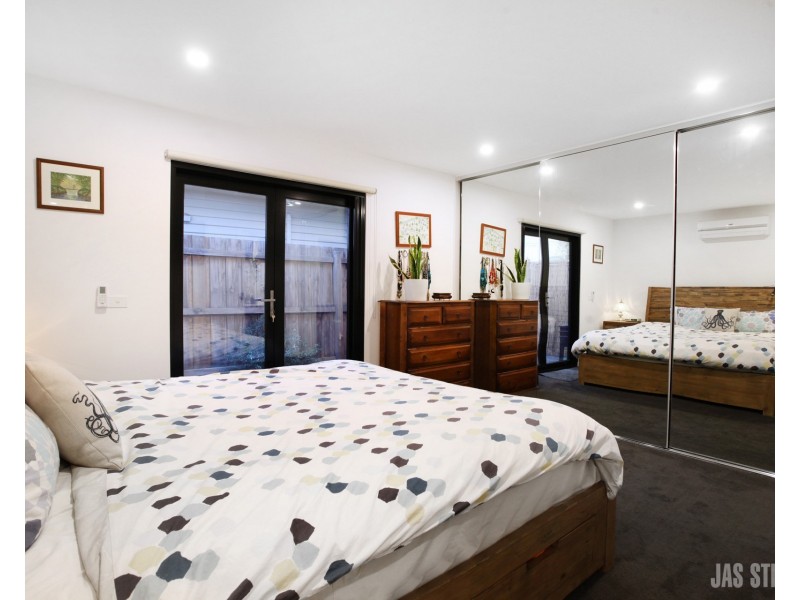 2B Ballard Street, Yarraville VIC 3013