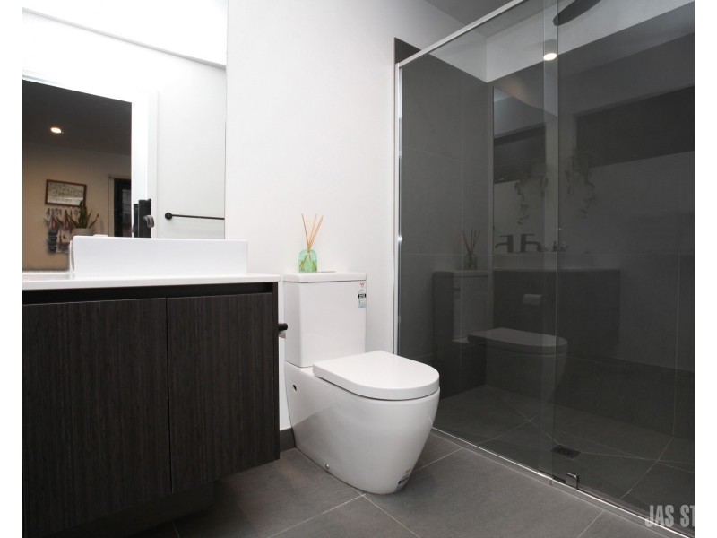 2B Ballard Street, Yarraville VIC 3013