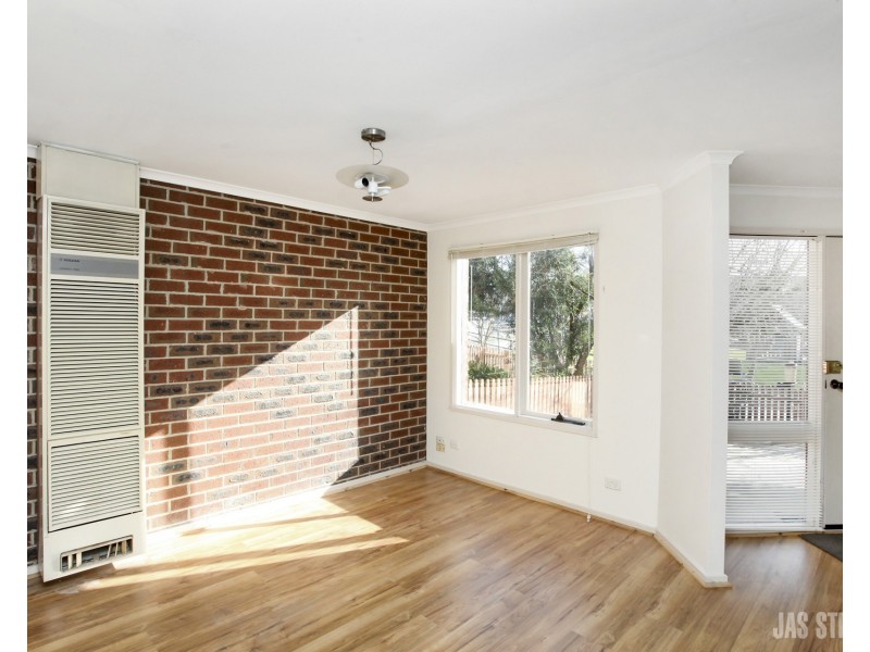 11 Secomb Place, Footscray VIC 3011