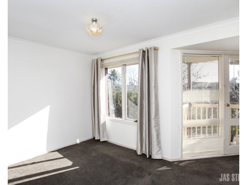 11 Secomb Place, Footscray VIC 3011