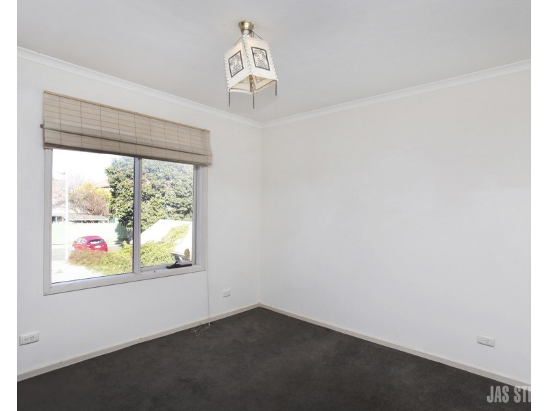 11 Secomb Place, Footscray VIC 3011