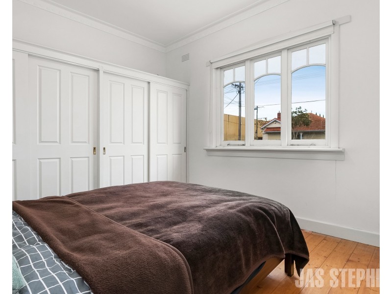 35 Robbs Road, West Footscray VIC 3012