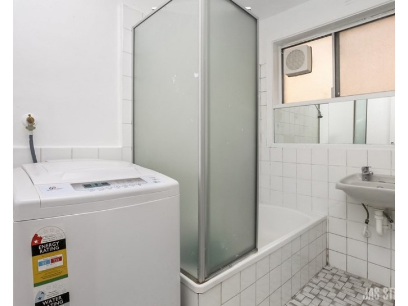 4/11 Eldridge Street, Footscray VIC 3011
