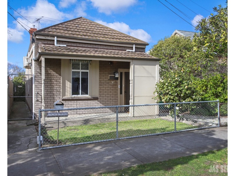 11 Empress Avenue, Kingsville VIC 3012