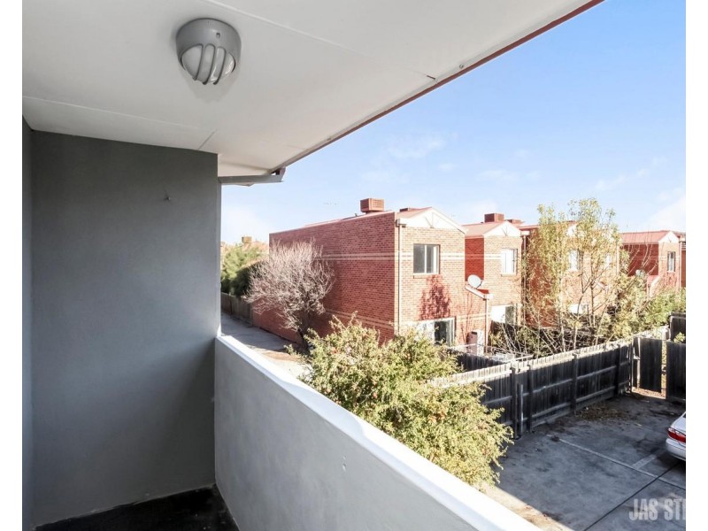 16/705 Barkly Street, Footscray VIC 3011