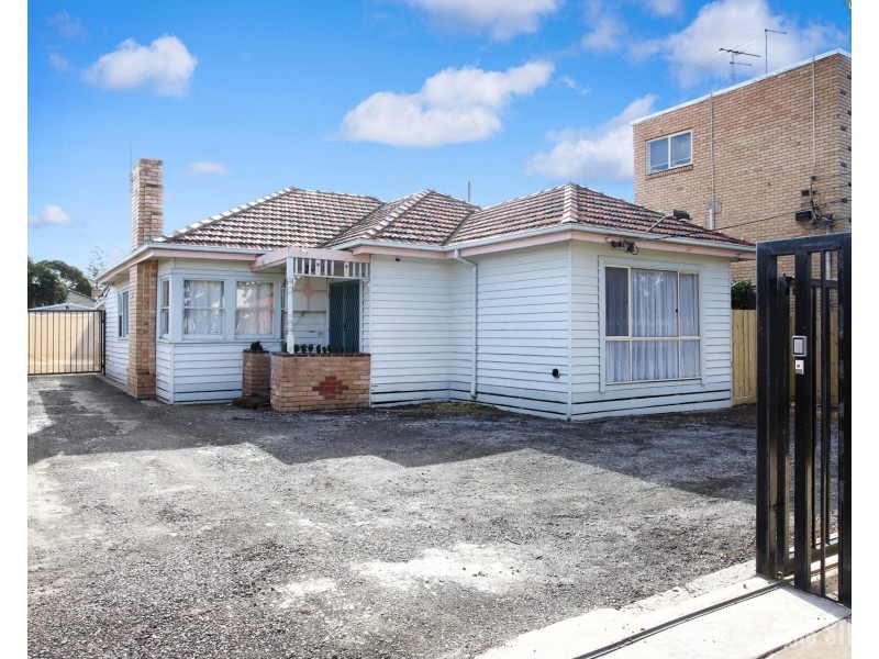 4 Stenhouse Street, Brooklyn VIC 3012