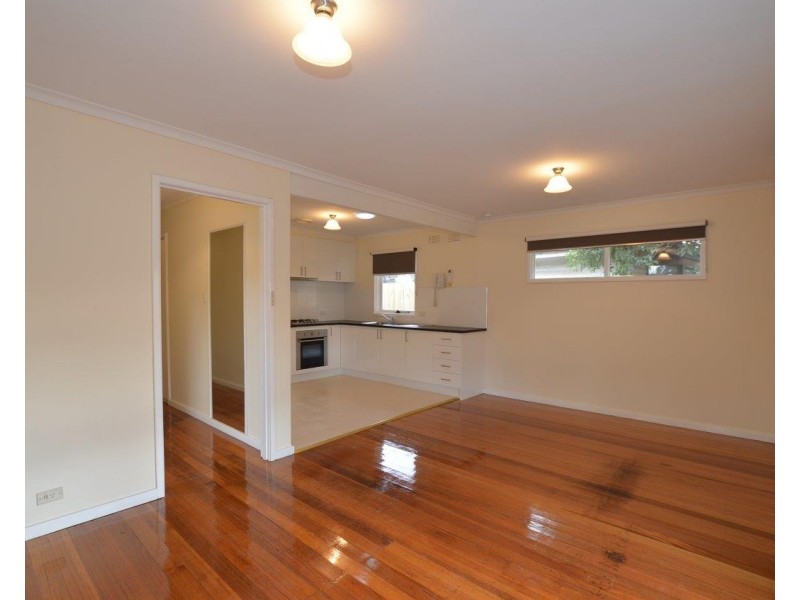 13 Spears Court, Altona VIC 3018