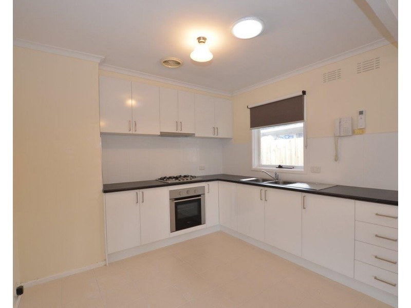 13 Spears Court, Altona VIC 3018