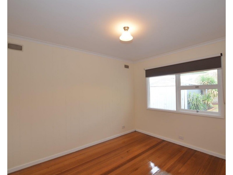 13 Spears Court, Altona VIC 3018