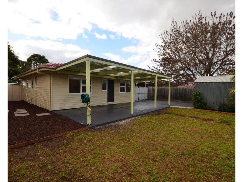 13 Spears Court, Altona VIC 3018