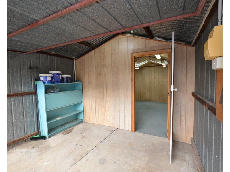 13 Spears Court, Altona VIC 3018