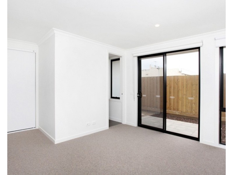 51 Hewitt Avenue, Footscray VIC 3011