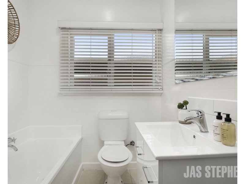 12 Duke Street, Braybrook VIC 3019