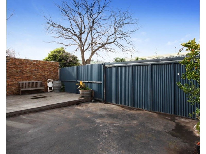 61 Chirnside Street, Kingsville VIC 3012