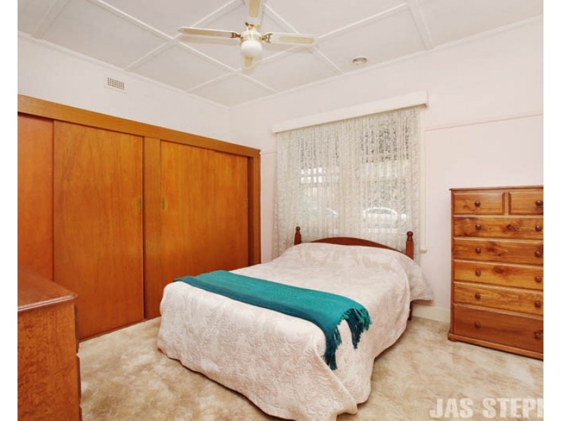 29 Bolton Street, Spotswood VIC 3015