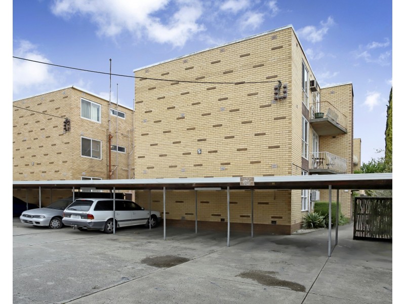 20/5 Lewis Street, Kingsville VIC 3012