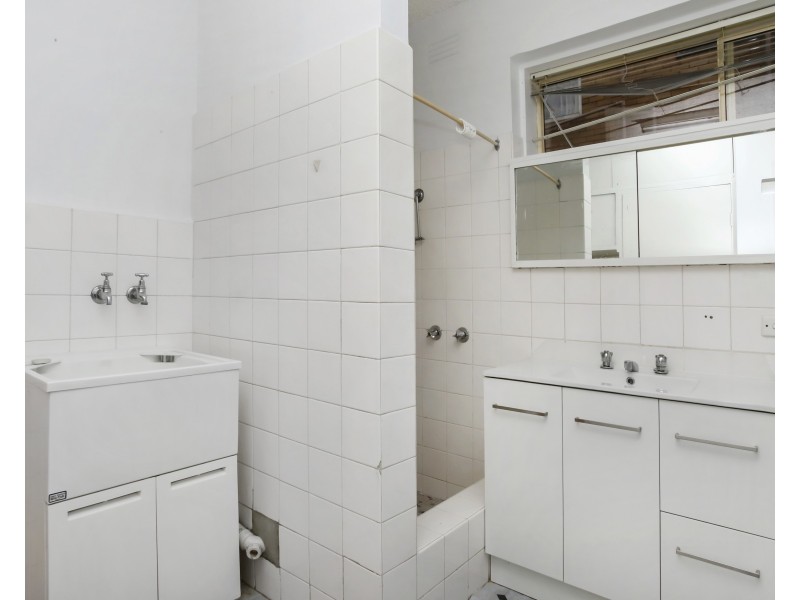 20/5 Lewis Street, Kingsville VIC 3012