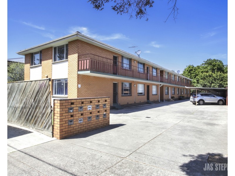 10/205 Mason Street, Newport VIC 3015