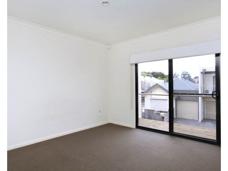 20/124-136 Mason Street, Newport VIC 3015