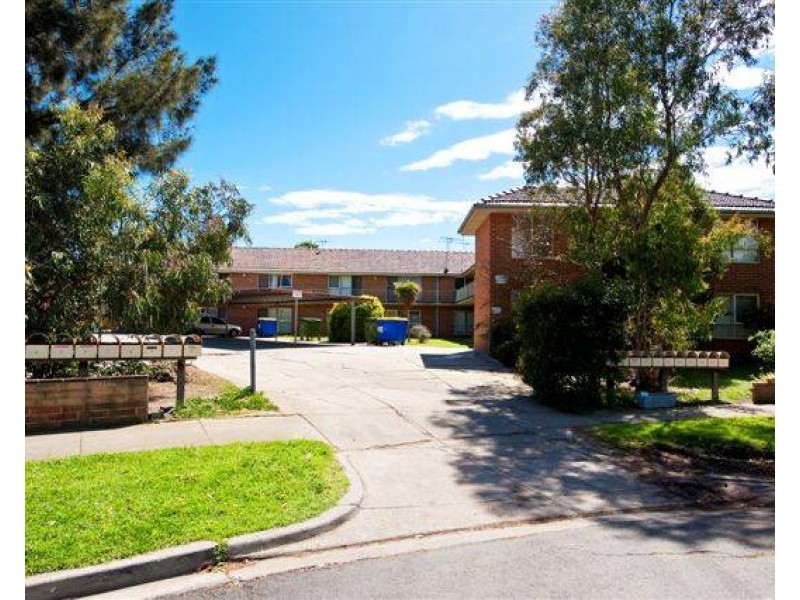4/1 Hatfield Court, West Footscray VIC 3012