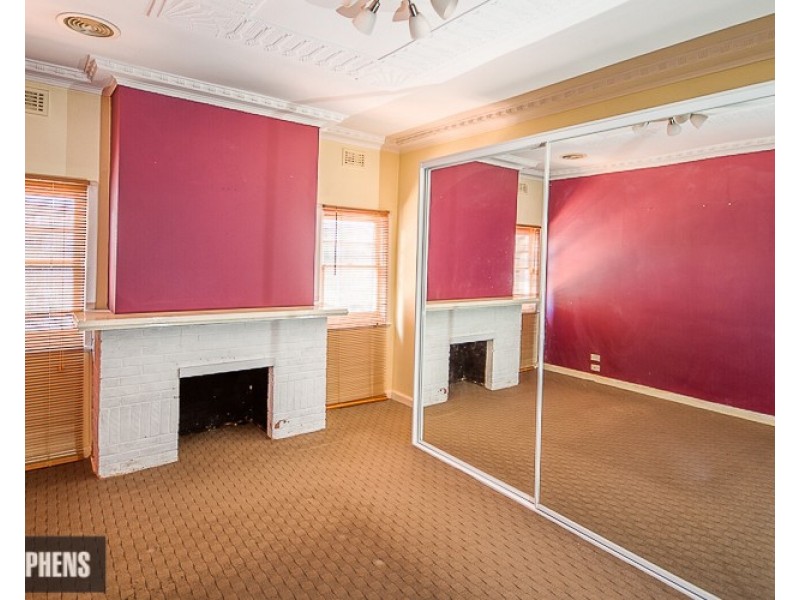 80 Vernon Street, South Kingsville VIC 3015