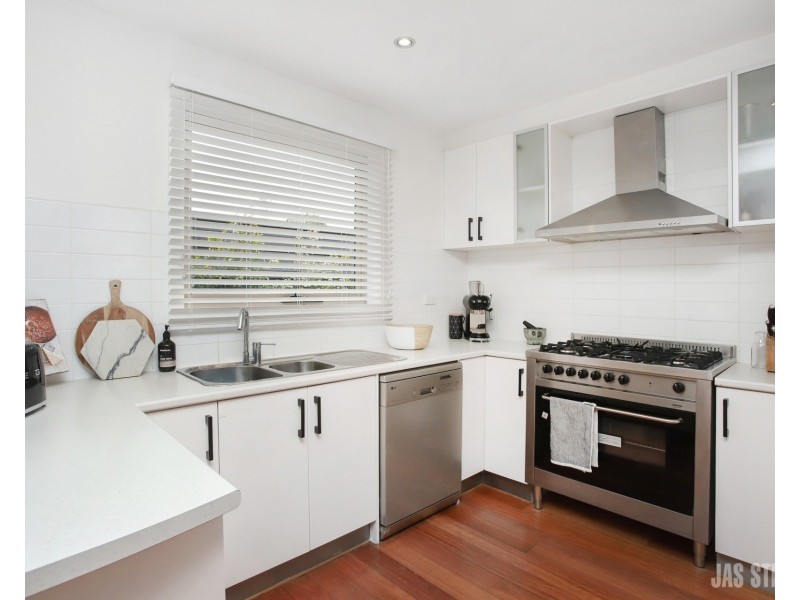 2/45 Paxton Street, South Kingsville VIC 3015