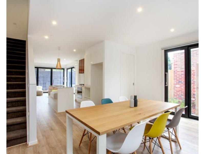8/25 Somerville Road, Yarraville VIC 3013
