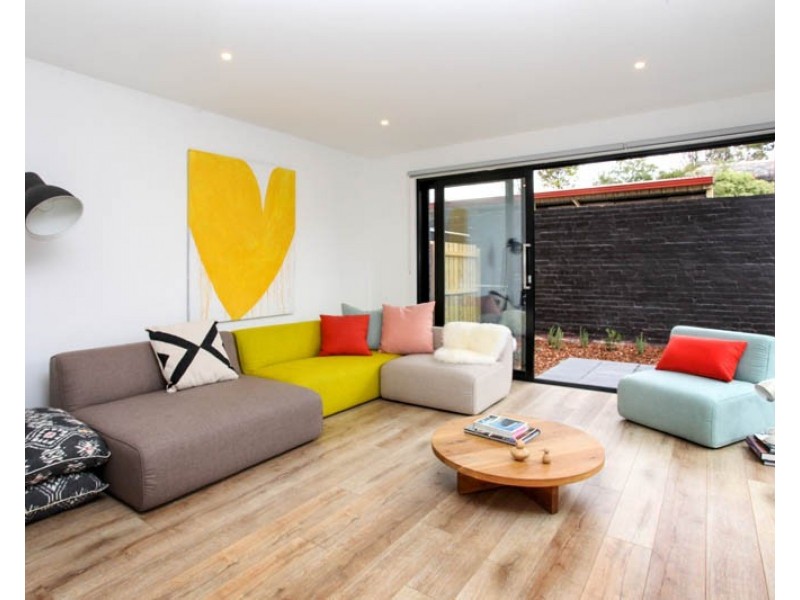 8/25 Somerville Road, Yarraville VIC 3013