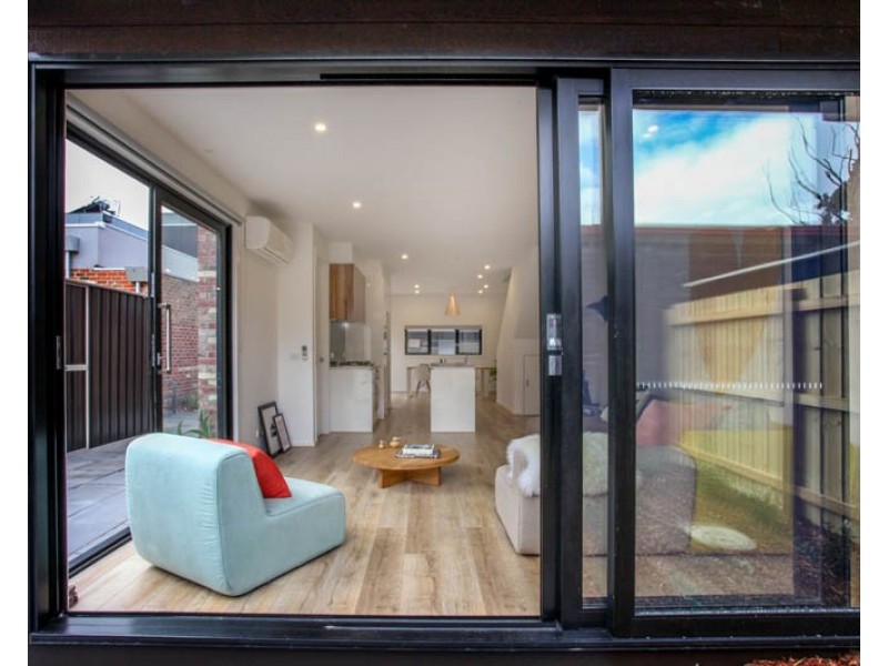 8/25 Somerville Road, Yarraville VIC 3013