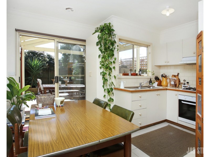 2/86A Alma Street, West Footscray VIC 3012