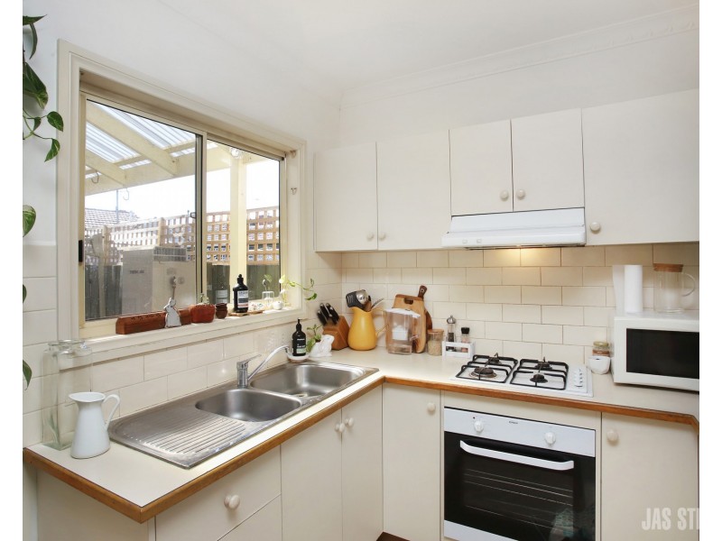 2/86A Alma Street, West Footscray VIC 3012