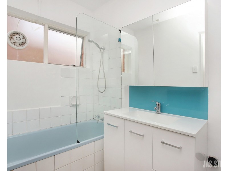 4/20 Kingsville Street, Kingsville VIC 3012