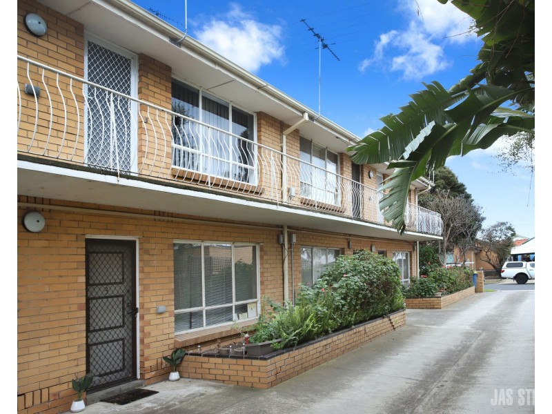 8/22 Bishop Street, Kingsville VIC 3012