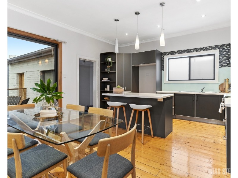 61 Kingsville Street, Kingsville VIC 3012