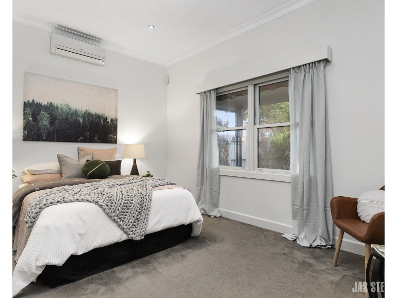 61 Kingsville Street, Kingsville VIC 3012