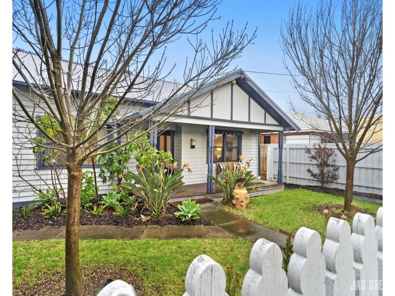 61 Kingsville Street, Kingsville VIC 3012