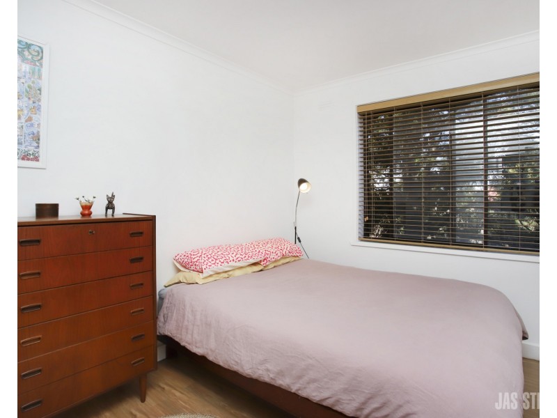 11/99 Cowper Street, Footscray VIC 3011