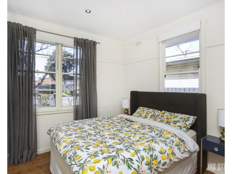 75 Maddox Road, Newport VIC 3015