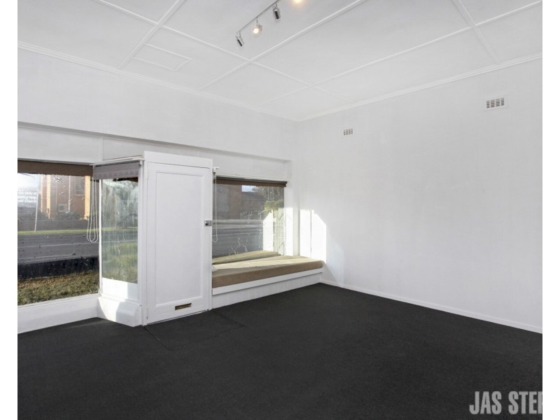 45 Ballarat Road, Maidstone VIC 3012