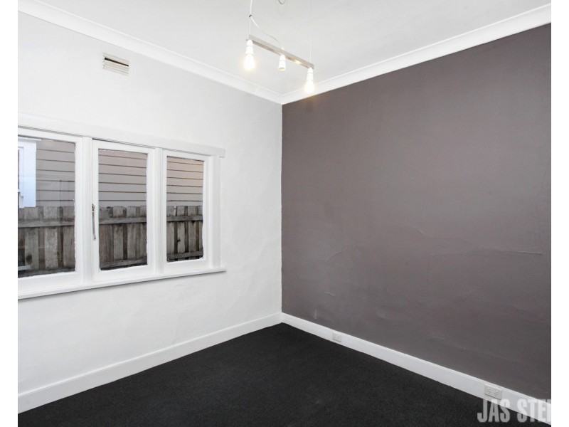 45 Ballarat Road, Maidstone VIC 3012