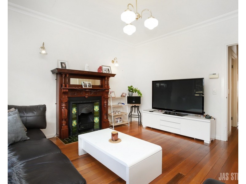 194 Douglas Parade, Newport VIC 3015