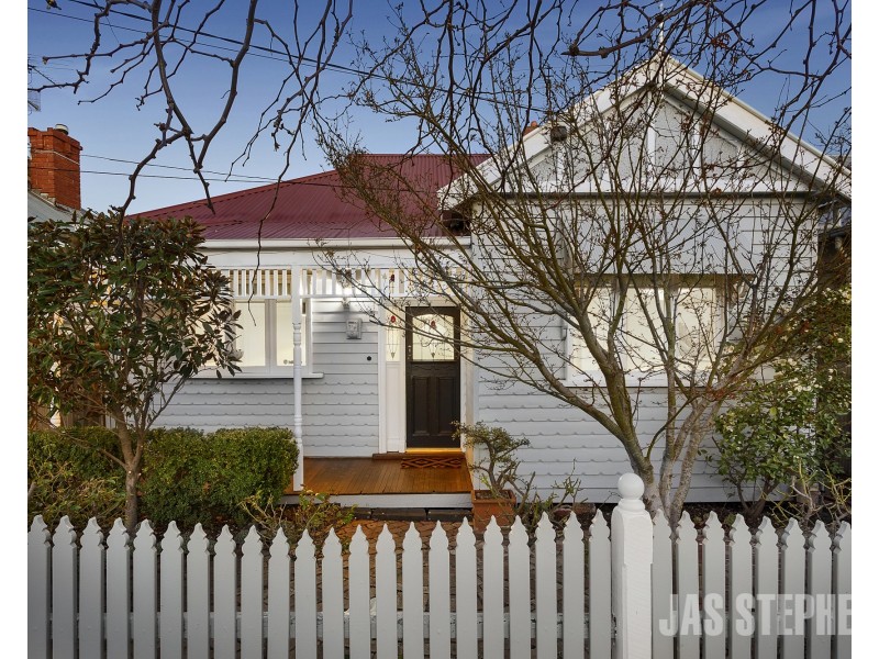 101 Queensville Street, Kingsville VIC 3012