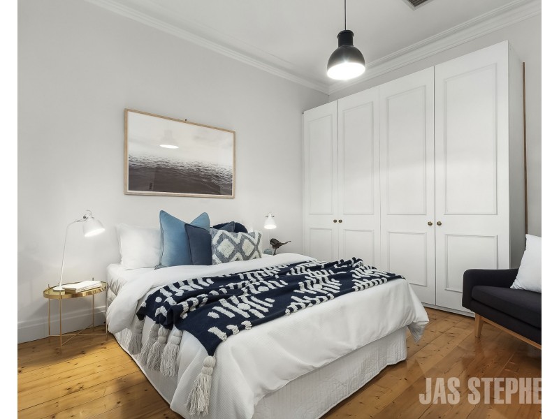 101 Queensville Street, Kingsville VIC 3012