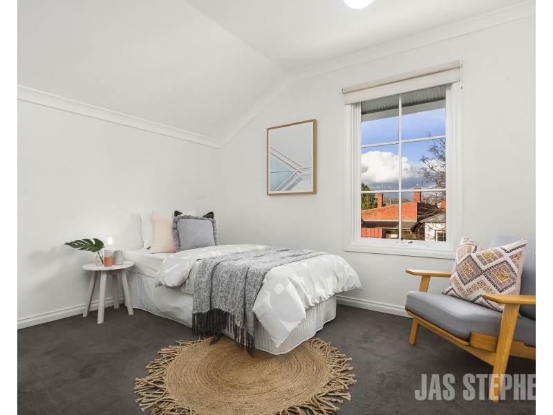 101 Queensville Street, Kingsville VIC 3012