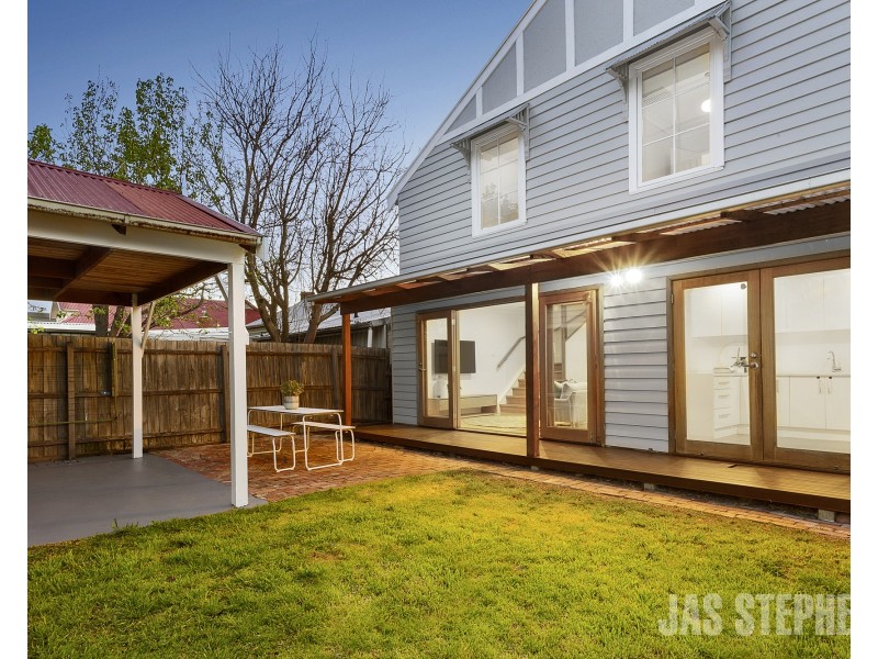 101 Queensville Street, Kingsville VIC 3012