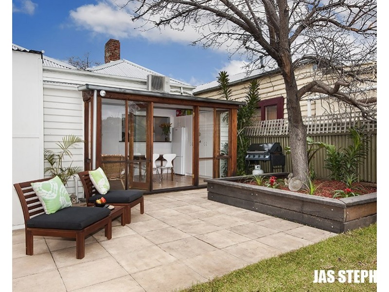 16 Buckingham Street, Footscray VIC 3011