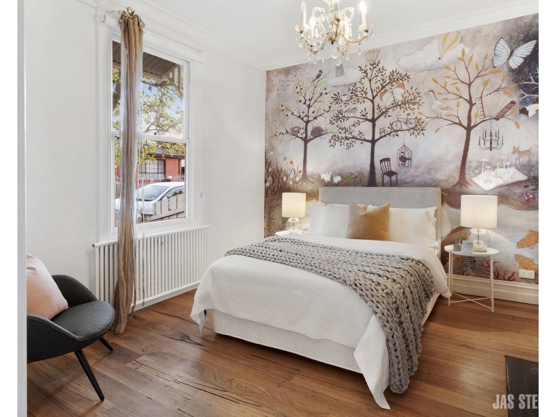 82 Pilgrim Street, Seddon VIC 3011