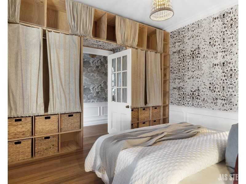 82 Pilgrim Street, Seddon VIC 3011