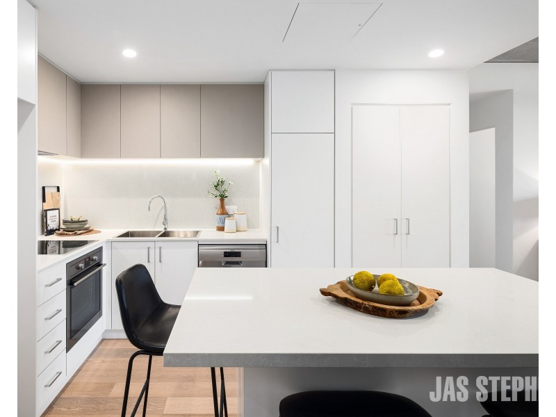 121/77 Hobsons Road, Kensington VIC 3031